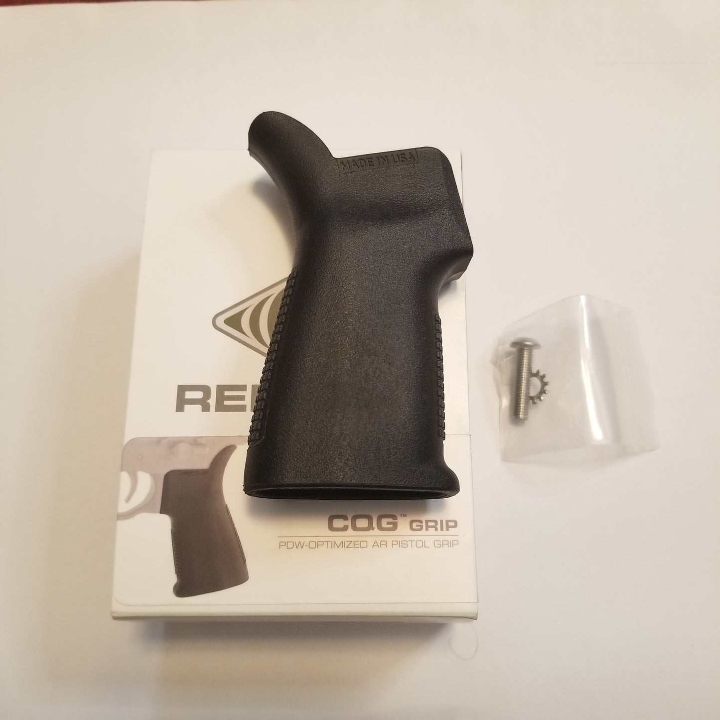Reptilia Corp CQG grip, Black (Open Box)